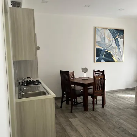 Kennedy Family Apts Apartment *